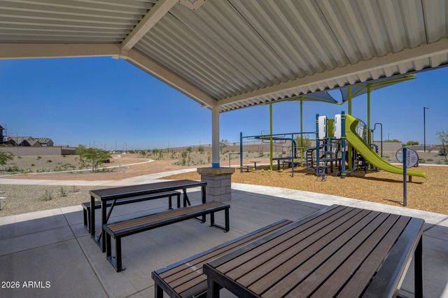 24172 W HUNTINGTON Drive, Buckeye, AZ 85326