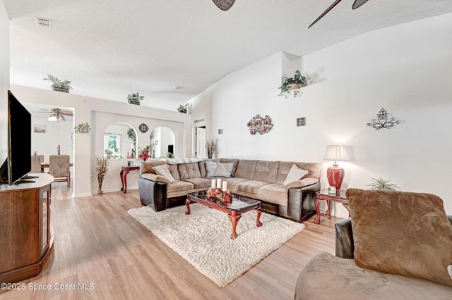 1652 La Maderia Drive SW, Palm Bay, FL 32908