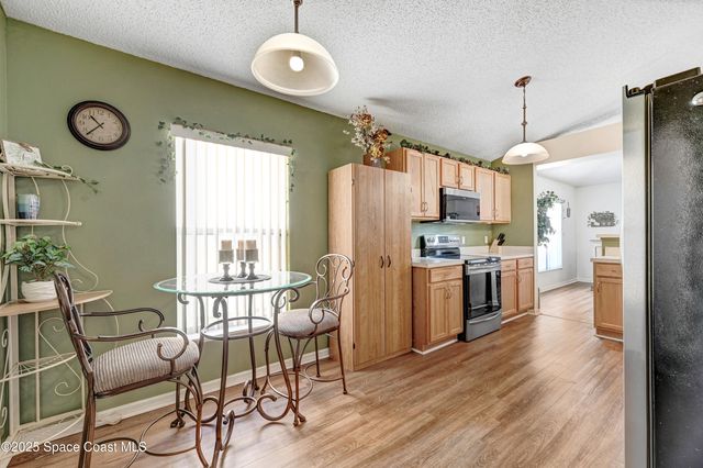 1652 La Maderia Drive SW, Palm Bay, FL 32908