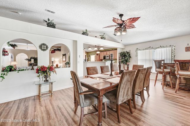 1652 La Maderia Drive SW, Palm Bay, FL 32908