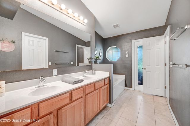 1652 La Maderia Drive SW, Palm Bay, FL 32908