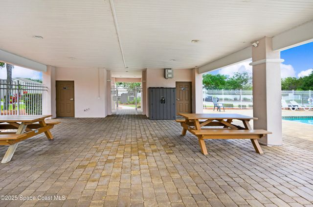 1652 La Maderia Drive SW, Palm Bay, FL 32908