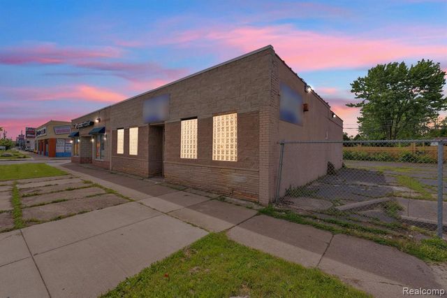 18311 - 18327 W Warren Avenue, Detroit, MI 48228