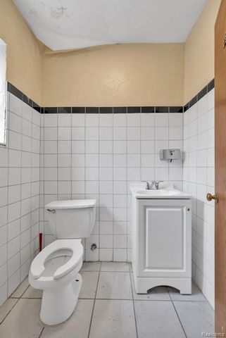 18311 - 18327 W Warren Avenue, Detroit, MI 48228