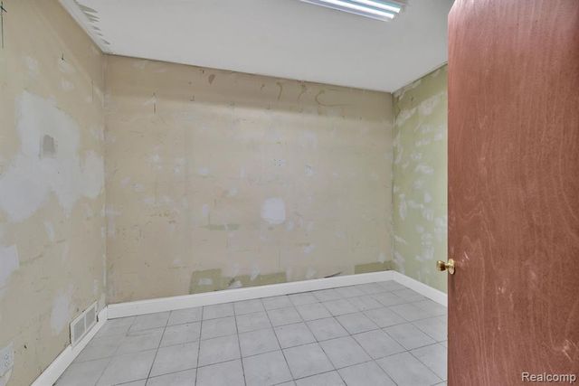 18311 - 18327 W Warren Avenue, Detroit, MI 48228