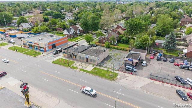 18311 - 18327 W Warren Avenue, Detroit, MI 48228
