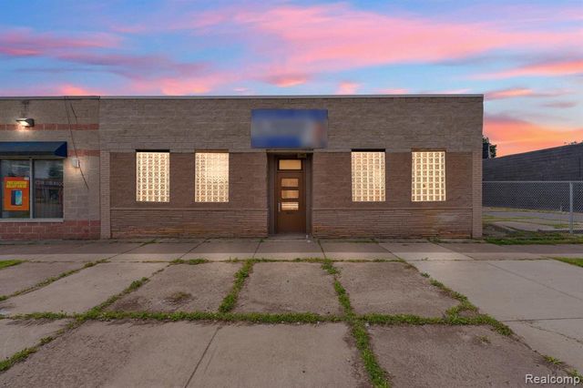 18311 - 18327 W Warren Avenue, Detroit, MI 48228