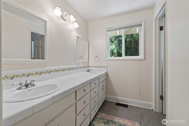 2931 Westwood Street NW, Olympia, WA 98502