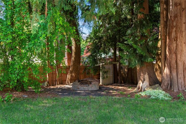 2931 Westwood Street NW, Olympia, WA 98502