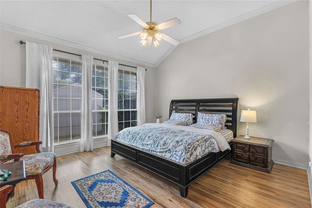 4105 Crest Ridge Drive, Irving, TX 75061