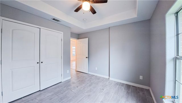 513 Lincoln Street, El Campo, TX 77437