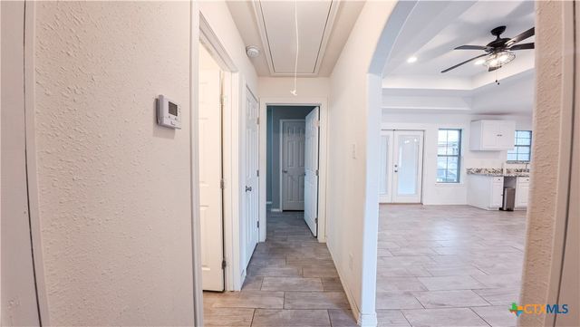 513 Lincoln Street, El Campo, TX 77437