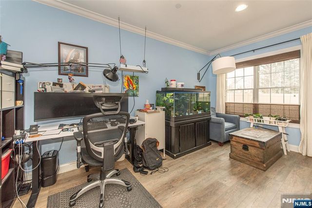 604 Avenue A 104, Bayonne, NJ 07002