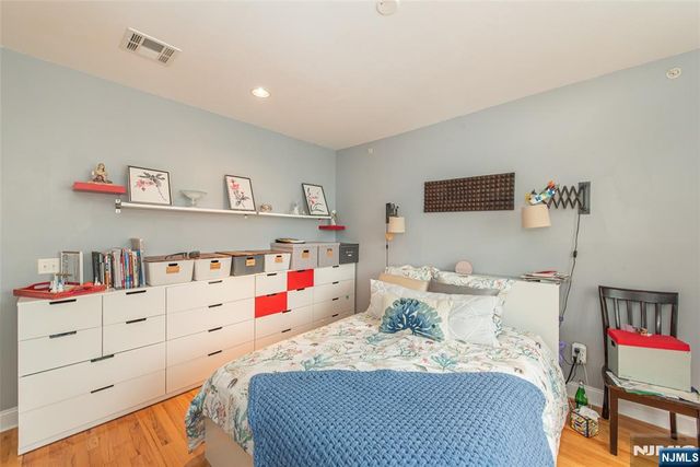 604 Avenue A 104, Bayonne, NJ 07002