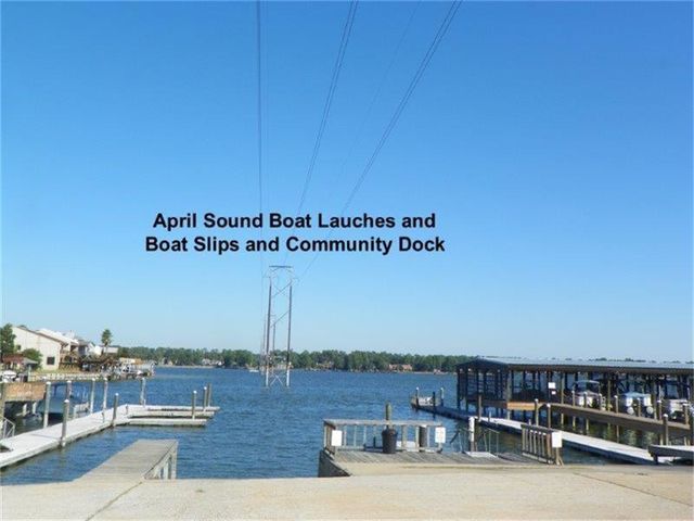 127 April Point Drive S, Conroe, TX 77356