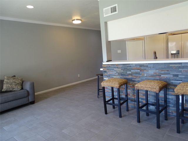 127 April Point Drive S, Conroe, TX 77356