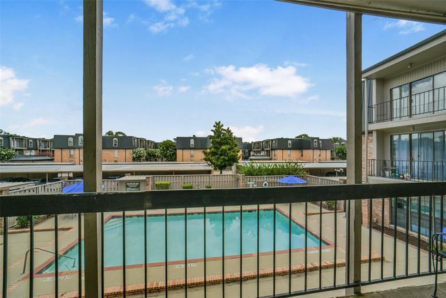 2400 N Braeswood Boulevard 213, Houston, TX 77030