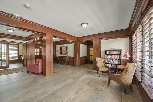 2400 N Braeswood Boulevard 213, Houston, TX 77030