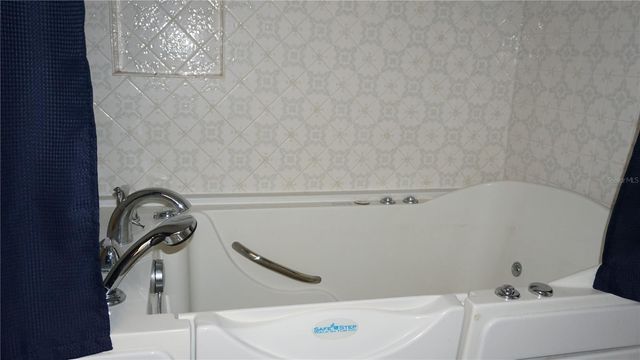 6001 WAYCROSS DRIVE, Spring Hill, FL 34606