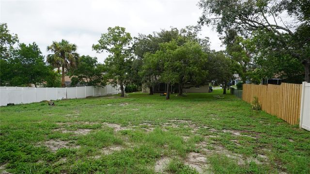 6001 WAYCROSS DRIVE, Spring Hill, FL 34606