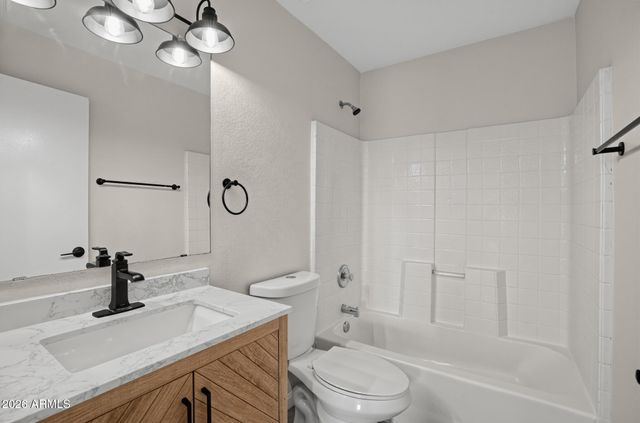 5711 N 73RD Drive, Glendale, AZ 85303
