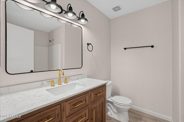 5711 N 73RD Drive, Glendale, AZ 85303