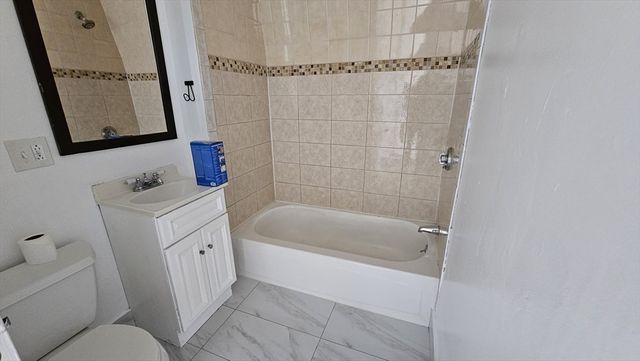 90 Timson St 3, Lynn, MA 01902