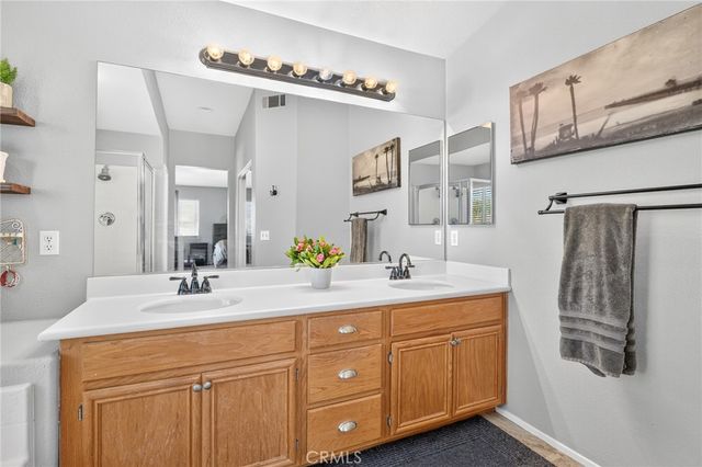 11992 Greenbluff, Yucaipa, CA 92399