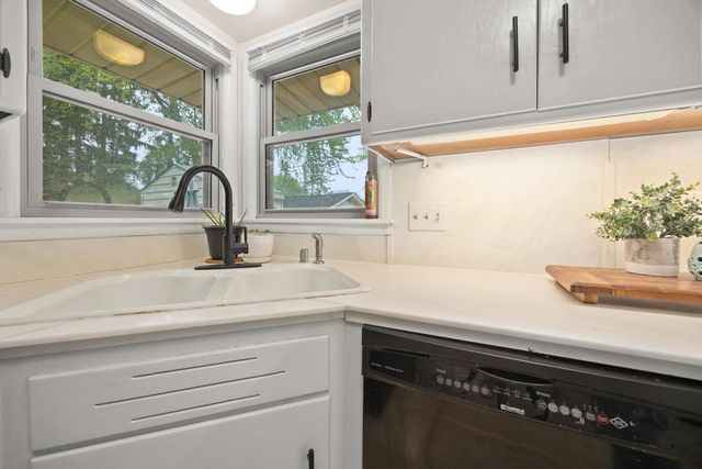 5324 Wabash AVENUE, Brown Deer, WI 53223