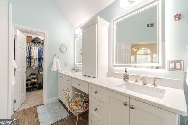 1534 Creek Mill Trace, Lawrenceville, GA 30044