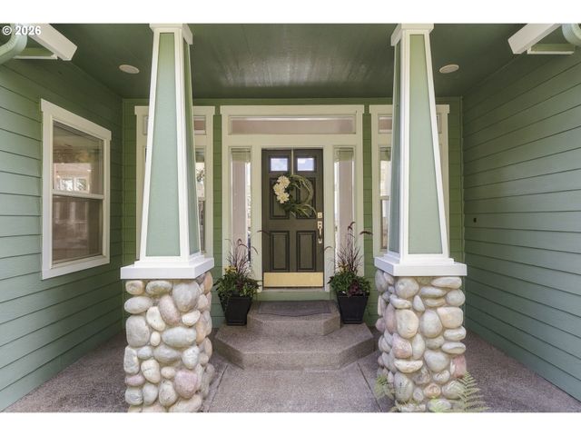 31013 Ne 69TH St, Camas, WA 98607