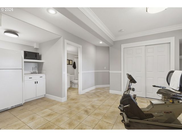 31013 Ne 69TH St, Camas, WA 98607
