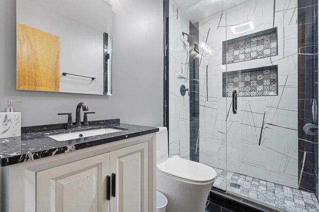 810 Virginia Avenue, La Porte, IN 46350