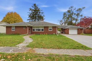 810 Virginia Avenue, La Porte, IN 46350