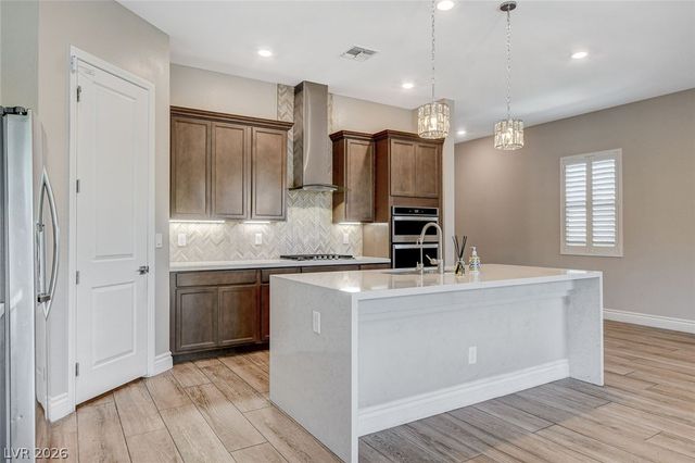 4124 Elegant Chateau Street, Las Vegas, NV 89135