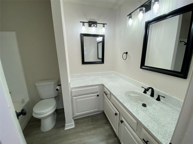 1607 Crescent Lane, Duncanville, TX 75137