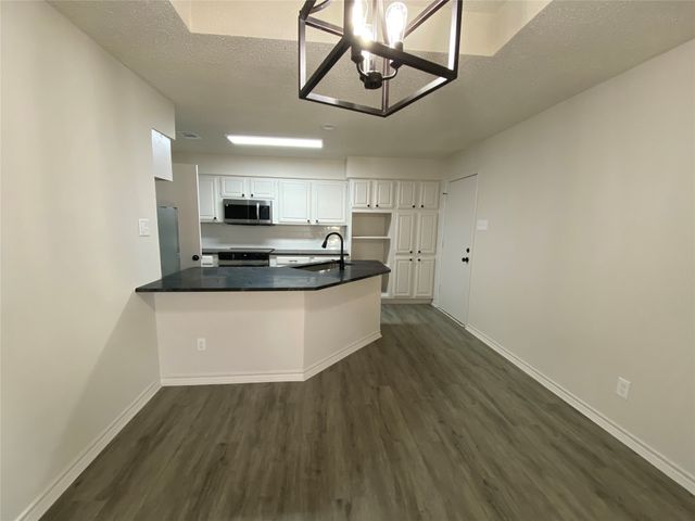 1607 Crescent Lane, Duncanville, TX 75137