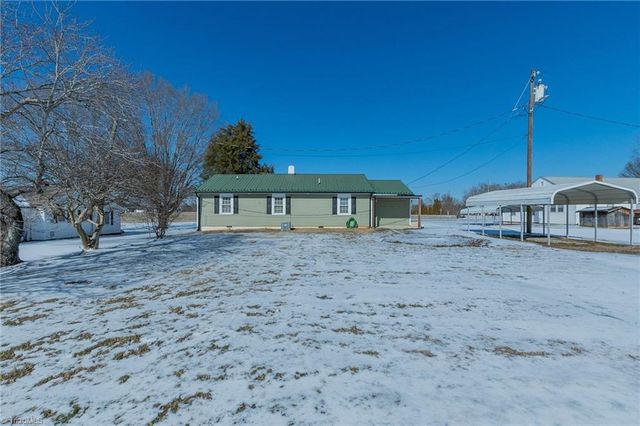 149 Old Mill Farm Road, Lexington, NC 27295