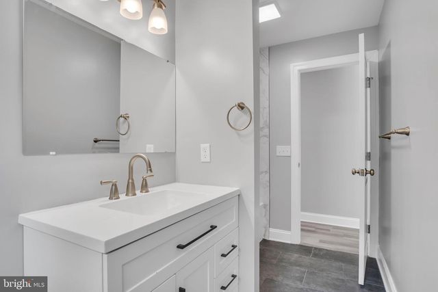 519 LAVINA DR, Mechanicsburg, PA 17055