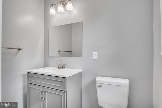 519 LAVINA DR, Mechanicsburg, PA 17055
