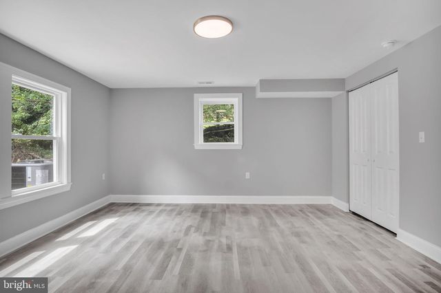 519 LAVINA DR, Mechanicsburg, PA 17055