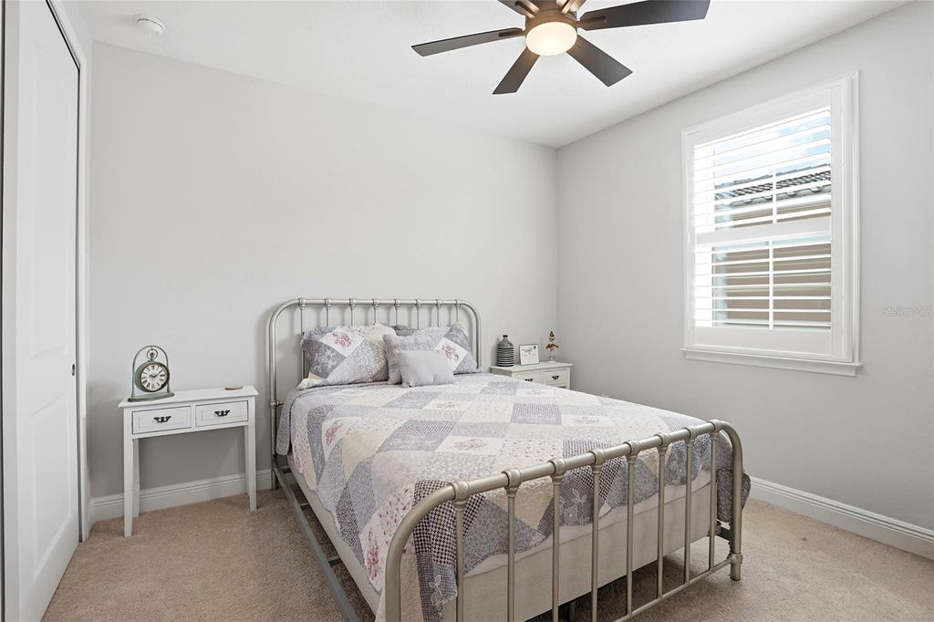 Image 28 of property listing at 13085 BROMBOROUGH DRIVE, Orlando, FL 32832