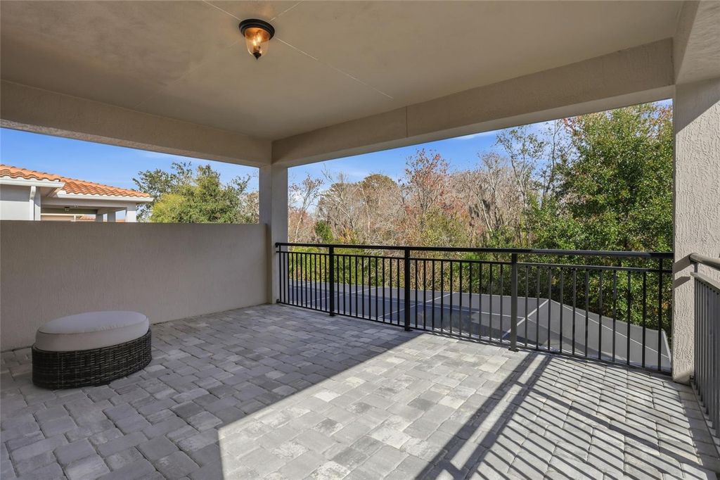 Image 37 of property listing at 13085 BROMBOROUGH DRIVE, Orlando, FL 32832