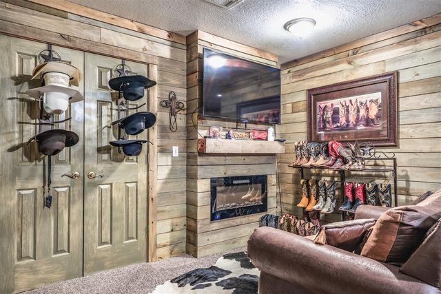 13532 Lacresta Drive, Piedmont, OK 73078