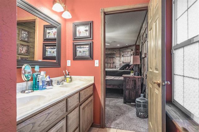 13532 Lacresta Drive, Piedmont, OK 73078