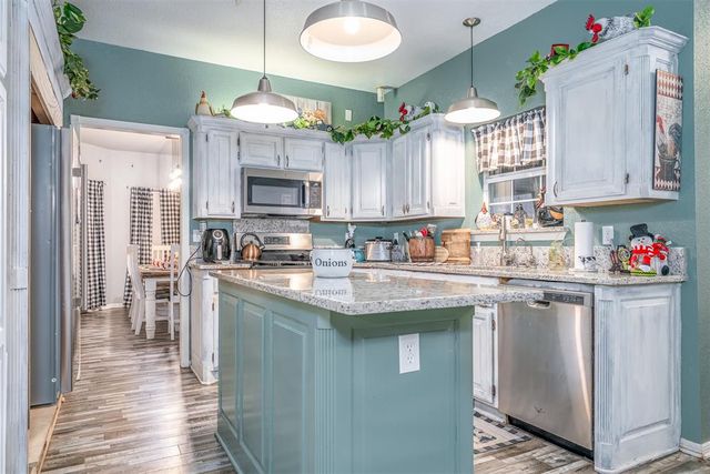 13532 Lacresta Drive, Piedmont, OK 73078