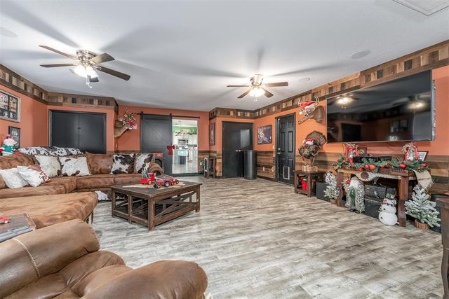 13532 Lacresta Drive, Piedmont, OK 73078