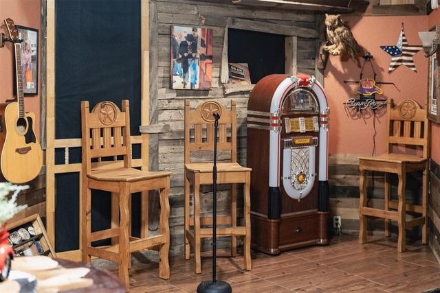 13532 Lacresta Drive, Piedmont, OK 73078