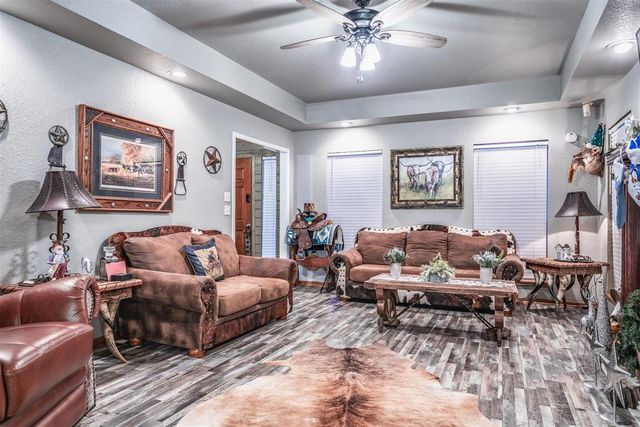 13532 Lacresta Drive, Piedmont, OK 73078