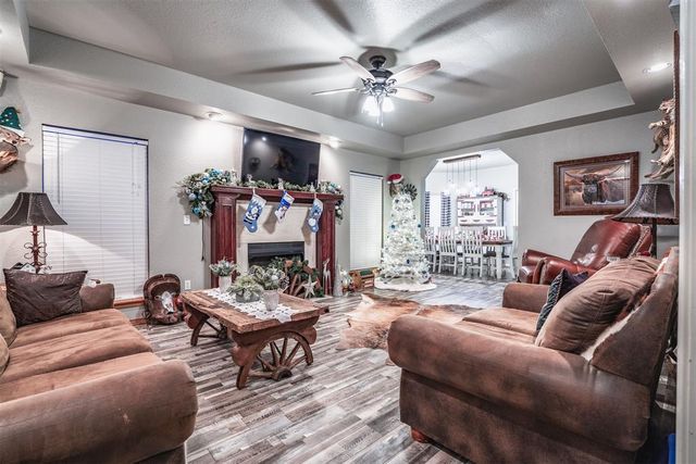 13532 Lacresta Drive, Piedmont, OK 73078